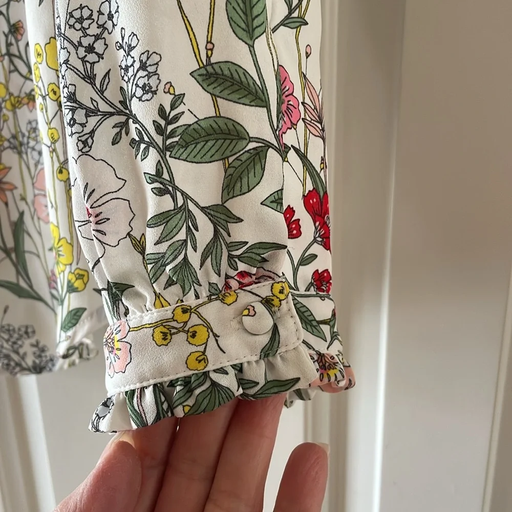 Loft Top - Picture 4 of 5